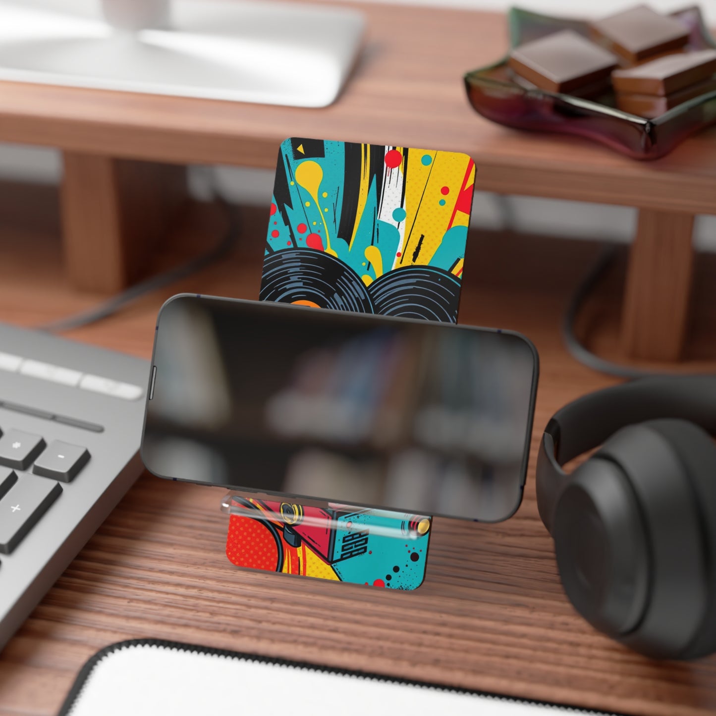 Glow Track • Smartphone Display Stand