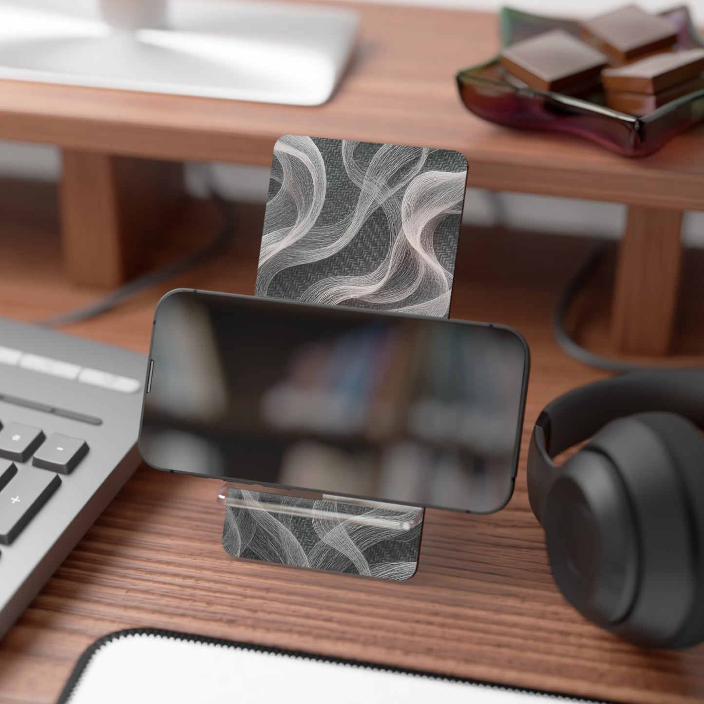 Ghost Weave • Smartphone Display Stand