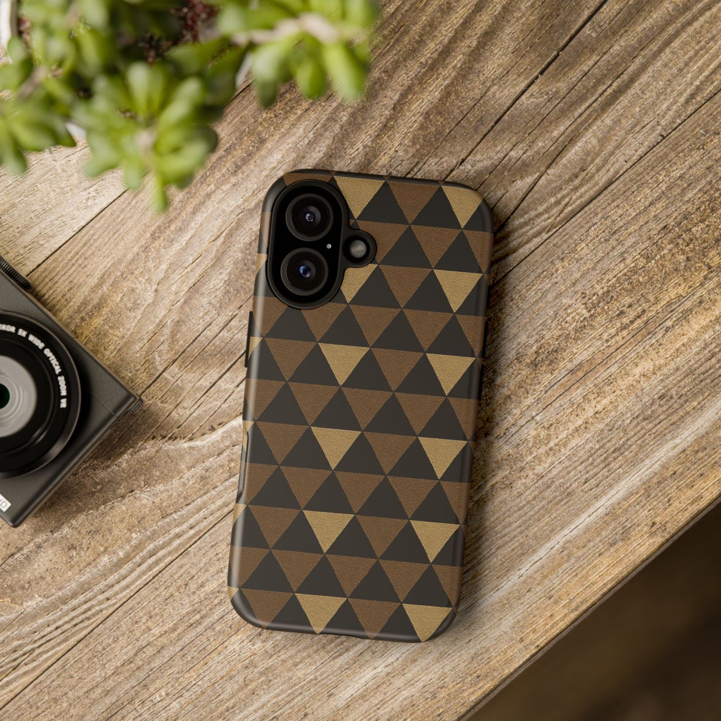 Triad Pulse • Apple iPhone 16 • MagSafe® Magnetic Tough Case