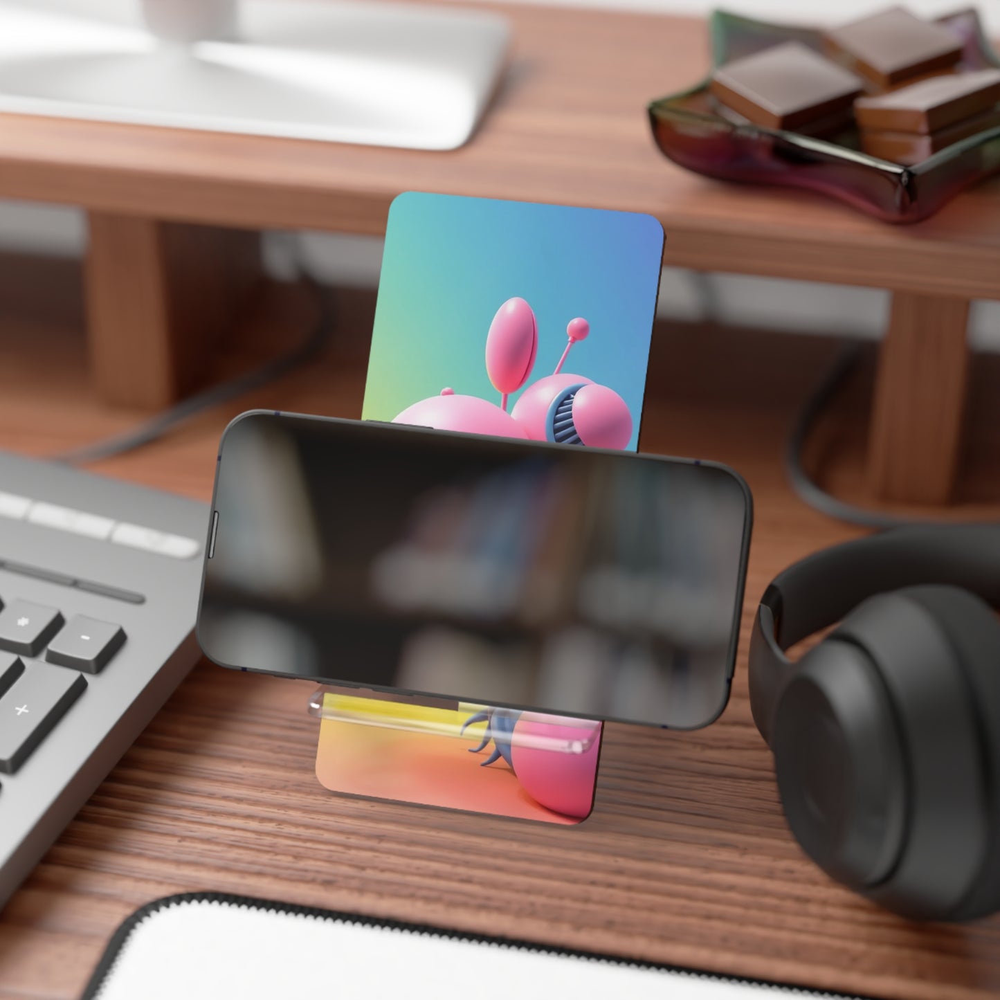 Screw Bug • Smartphone Display Stand