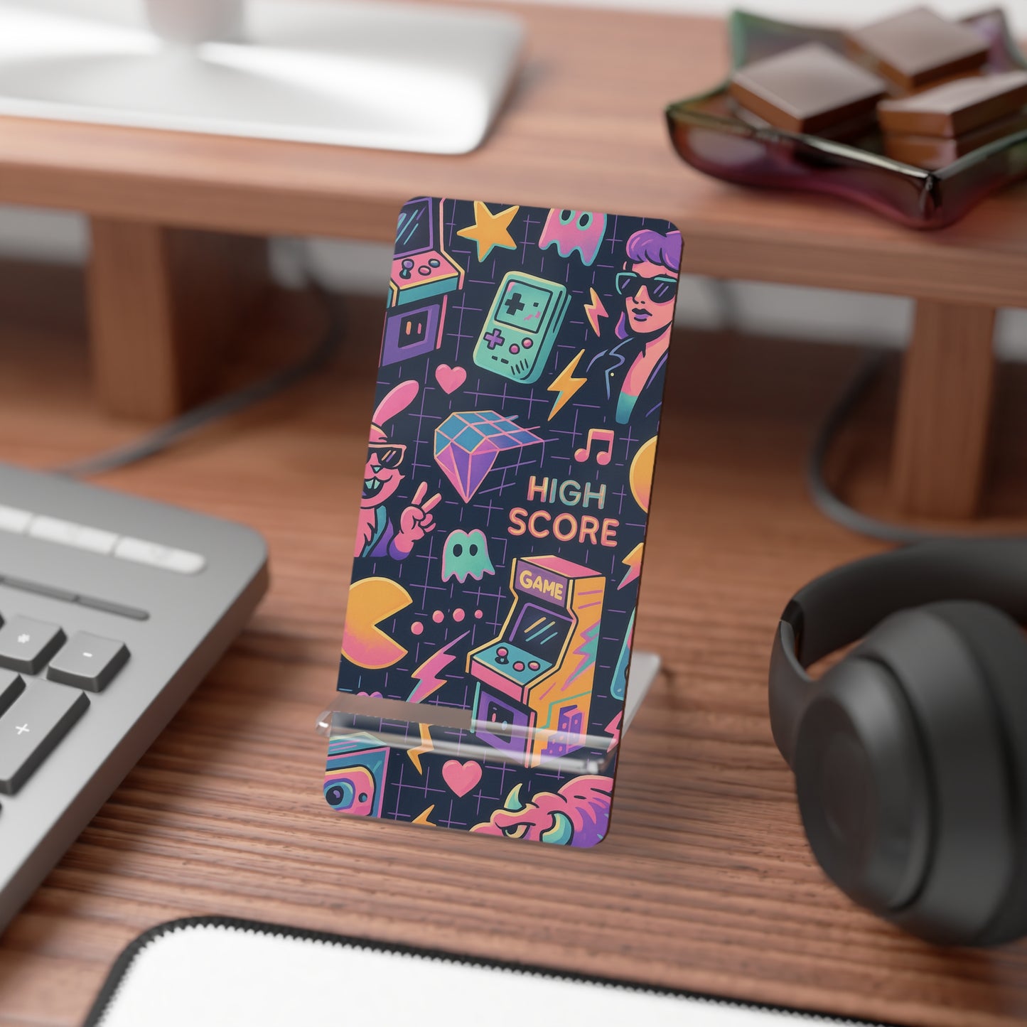High Score • Smartphone Display Stand