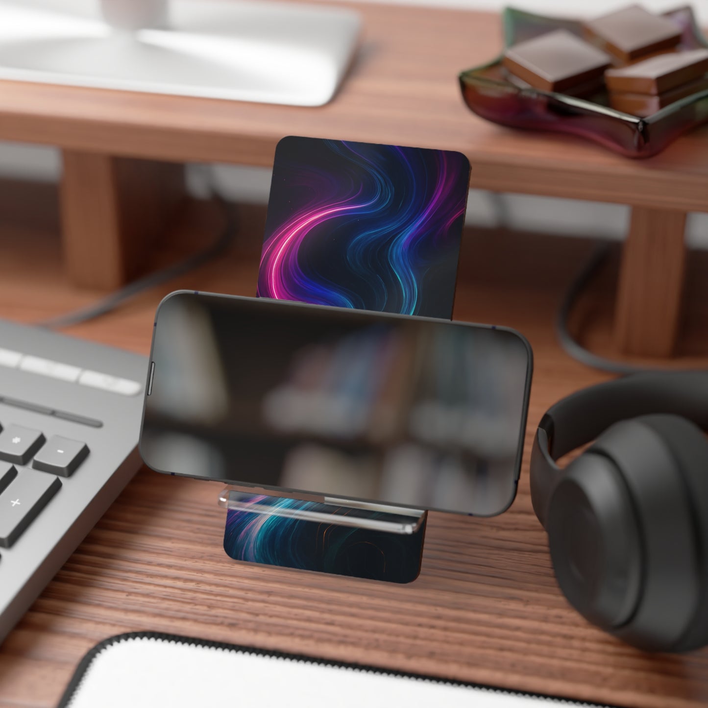 Vine Signal • Smartphone Display Stand